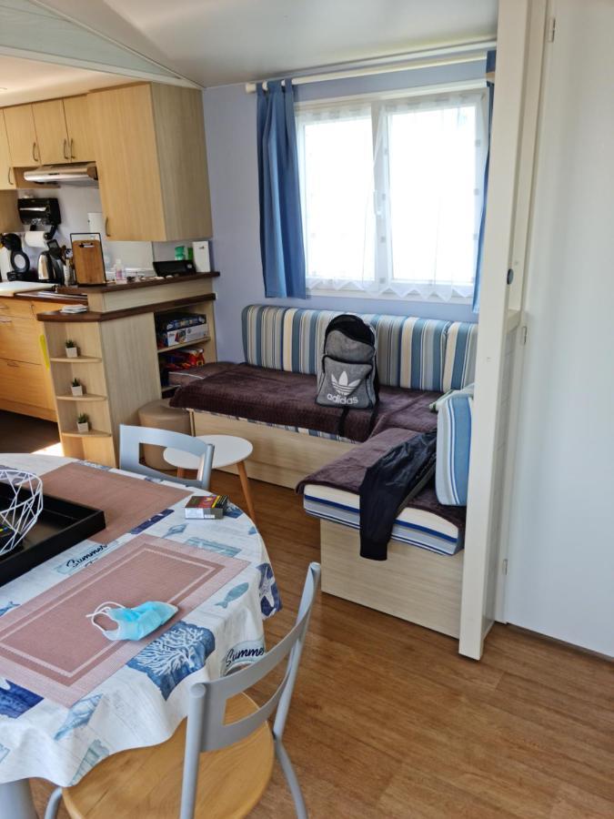Kerlinga Hotel Бредене Екстериор снимка